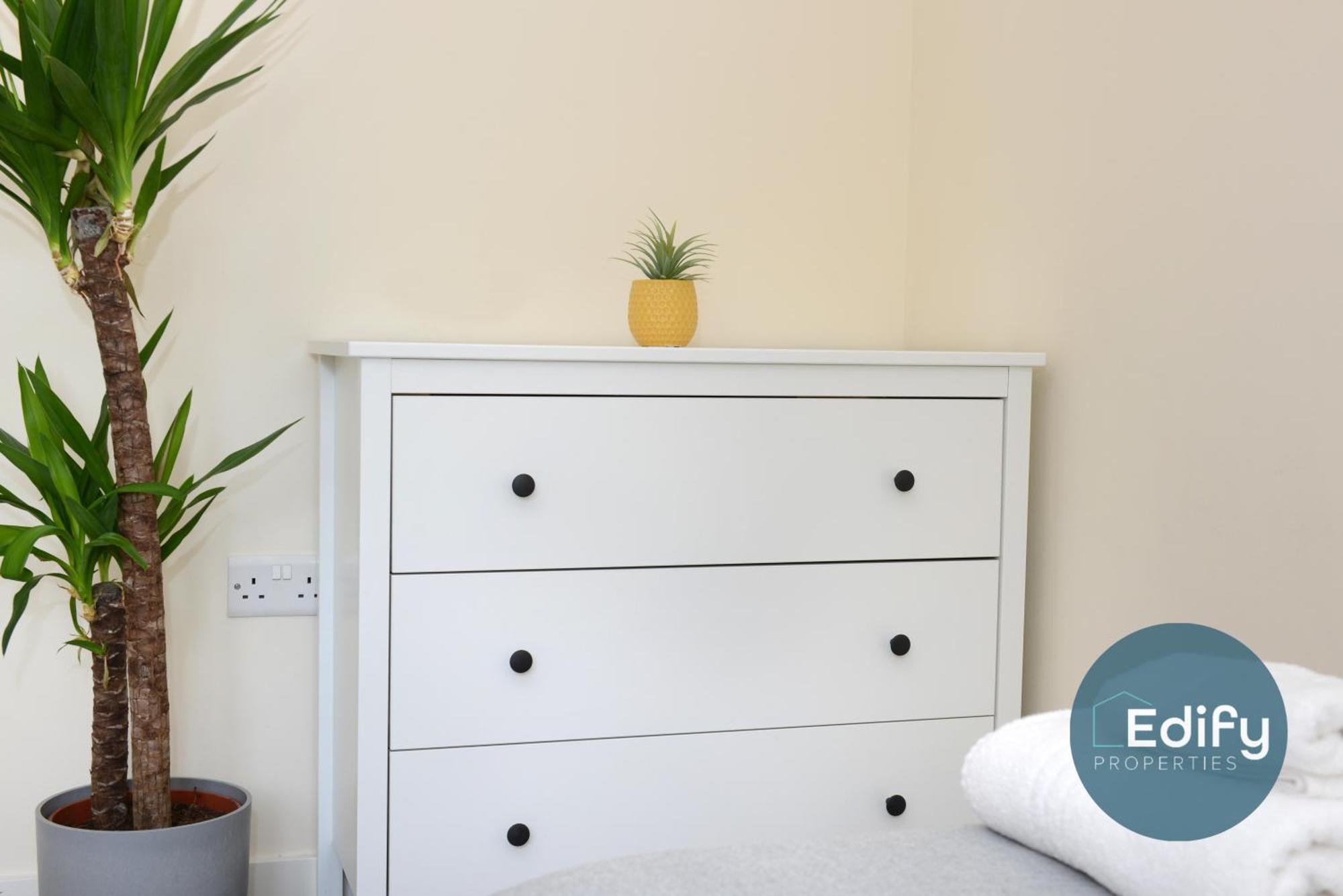 City Centre Townhouse, Sleeps 8, Free Parking Southampton Eksteriør bilde